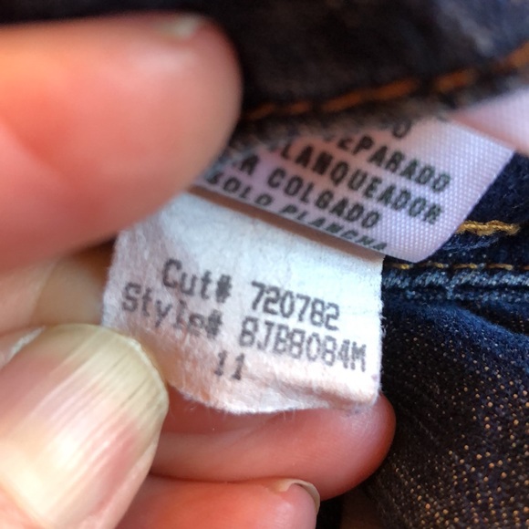 L E I. Blue Jean Capris Sz 11 Juniors - Picture 8 of 8